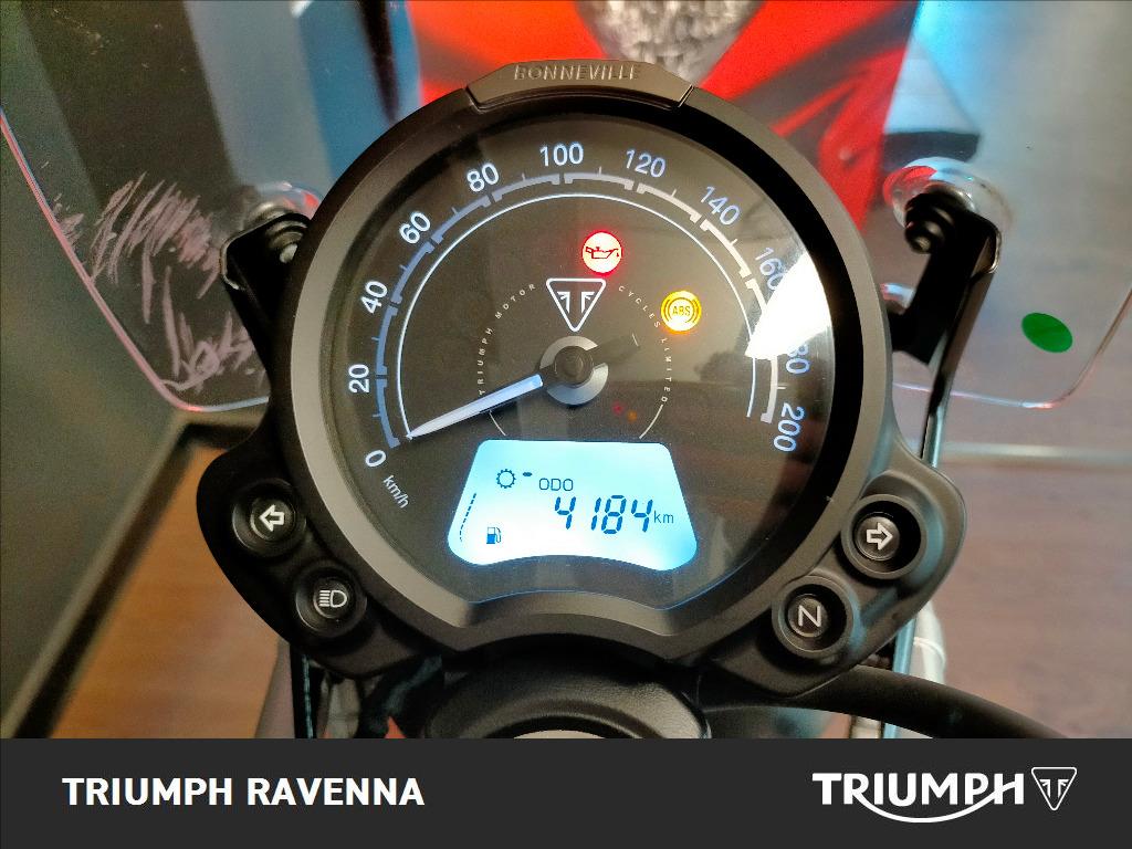 TRIUMPH Street Scrambler 900 