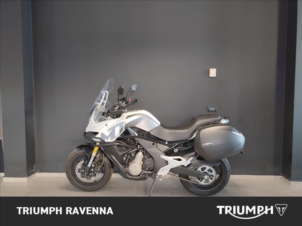 CF MOTO 650 MT Abs