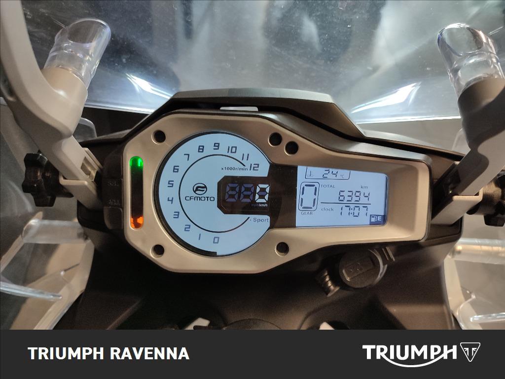CF MOTO 650 MT Abs
