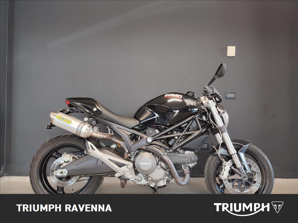 DUCATI Monster 696 