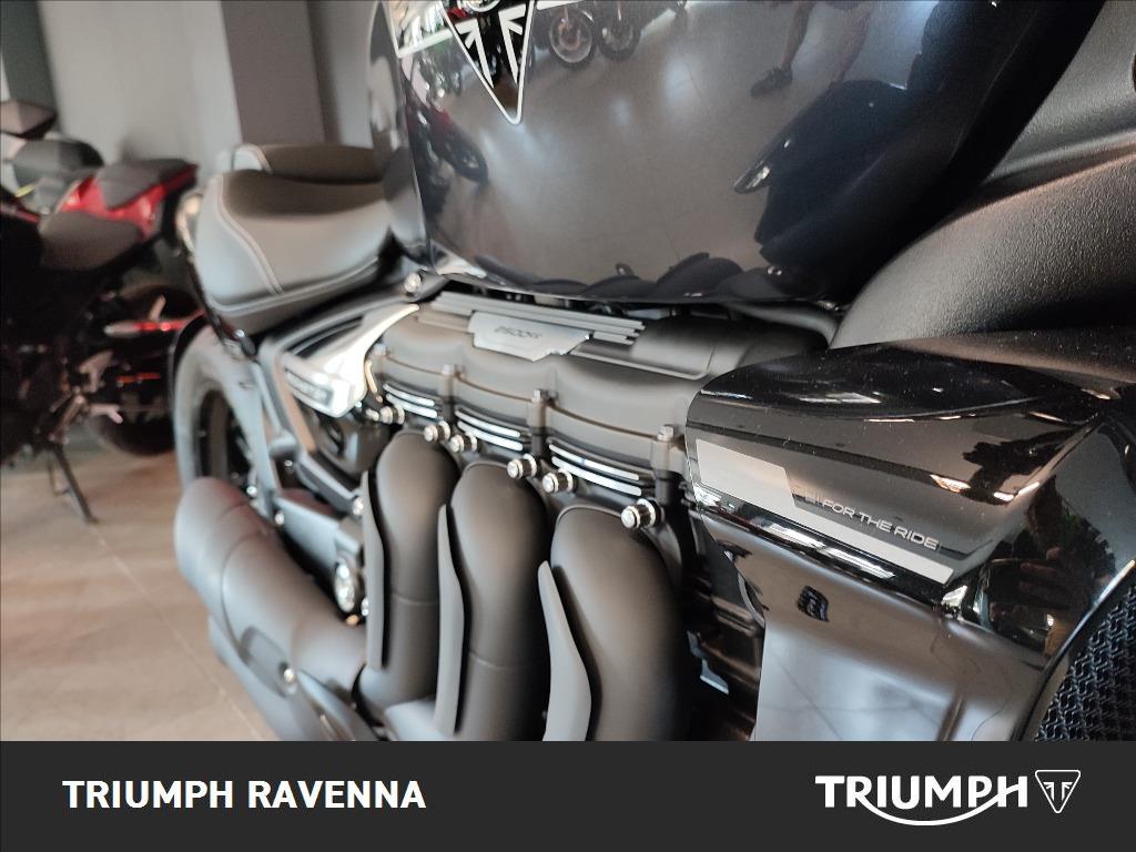 TRIUMPH Rocket III 2500 Storm R