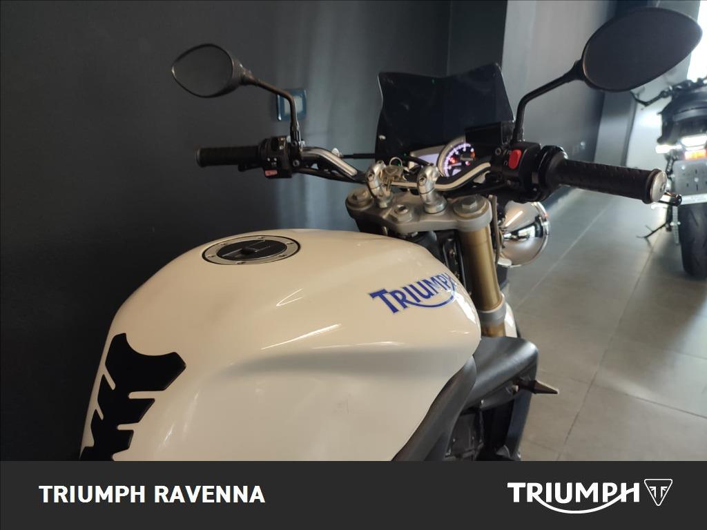 TRIUMPH Street Triple 675 