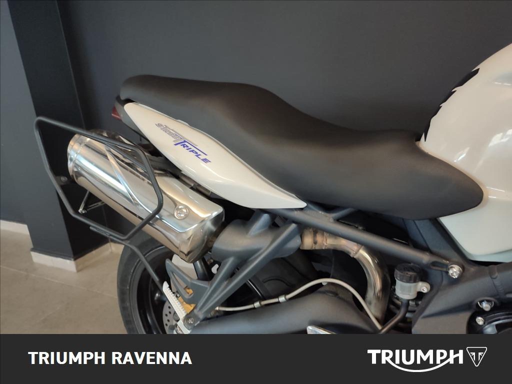 TRIUMPH Street Triple 675 