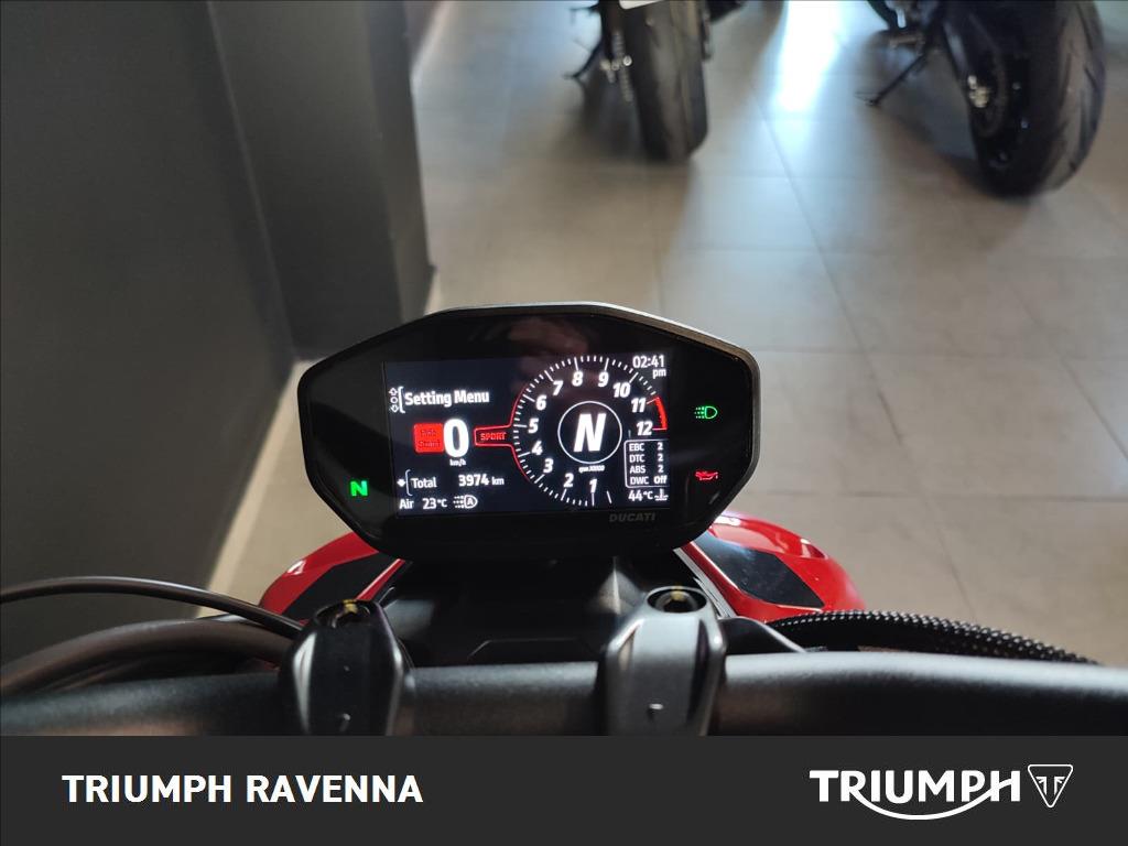 DUCATI Streetfighter V2 955 Red