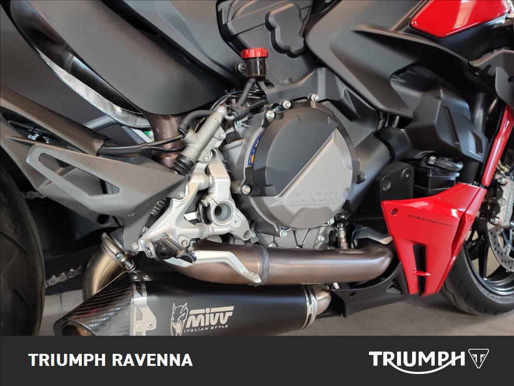 DUCATI Streetfighter V2 955 Red