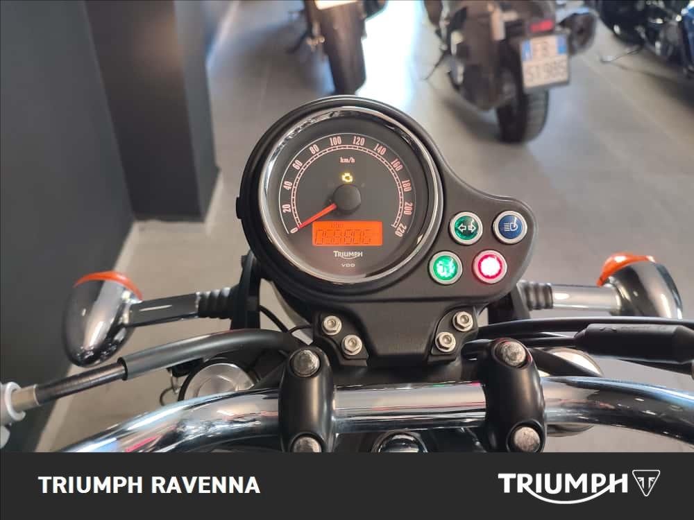 TRIUMPH Bonneville 865 SE