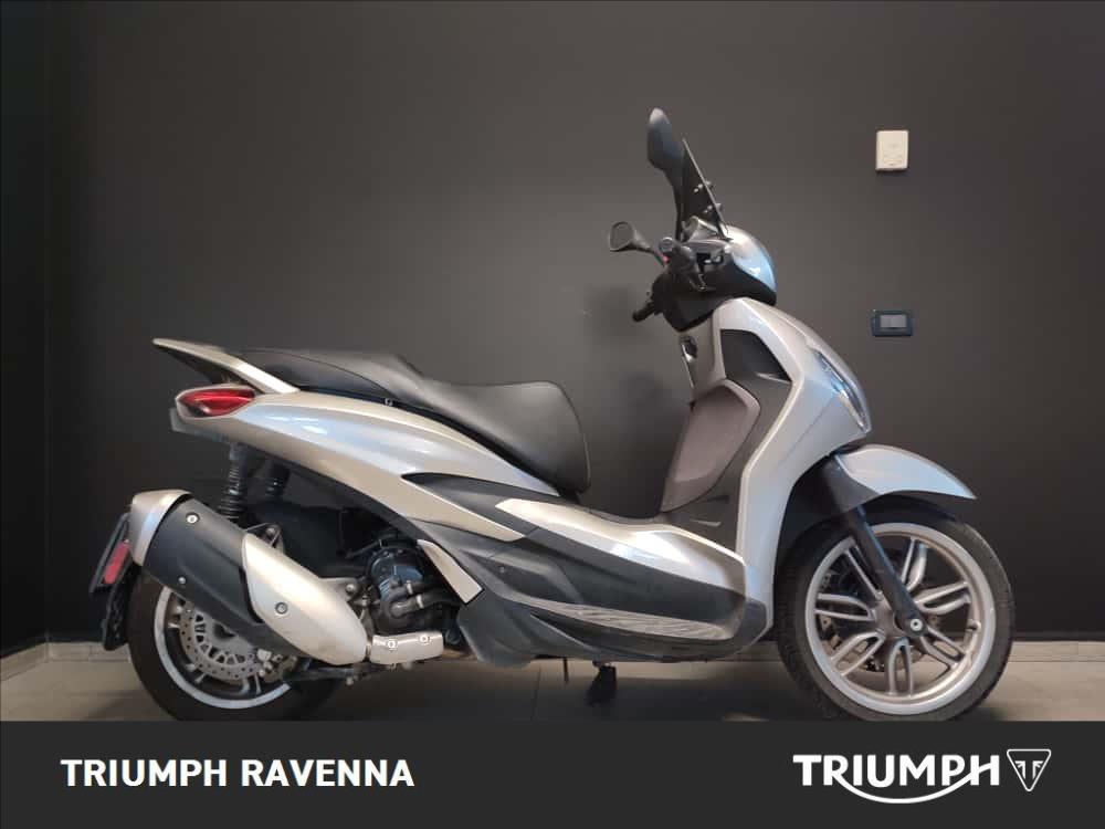 PIAGGIO Beverly 300 hpe S Abs-asr