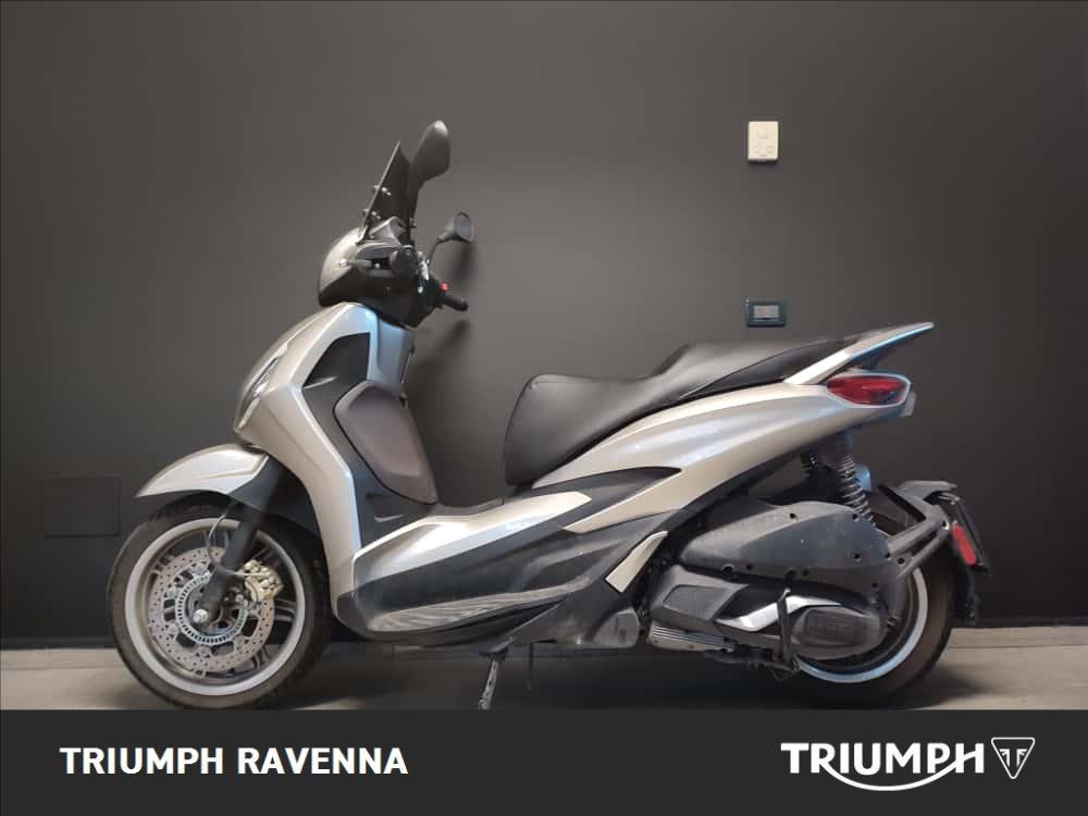 PIAGGIO Beverly 300 hpe S Abs-asr
