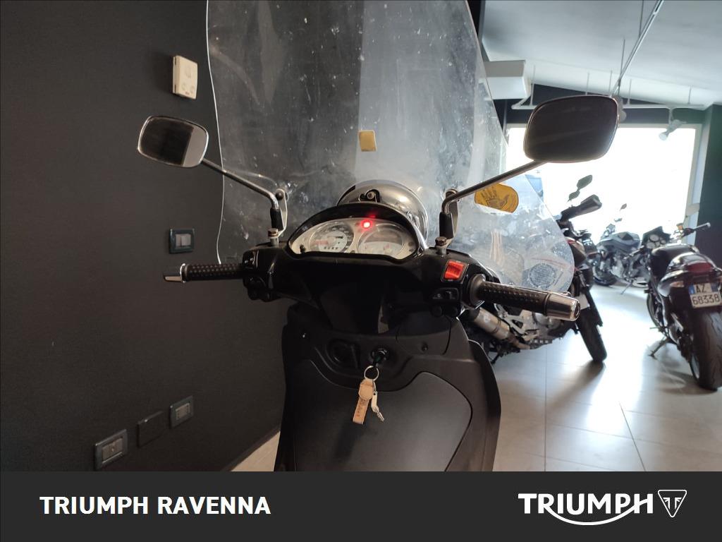 PIAGGIO Beverly 500 