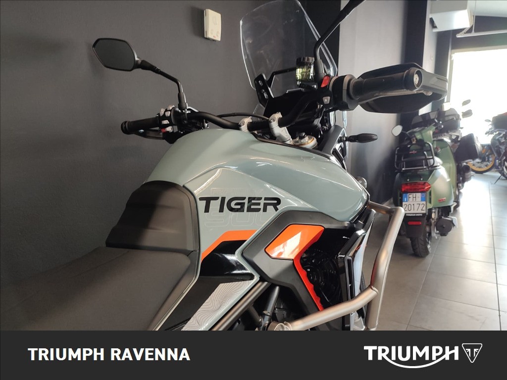 TRIUMPH Tiger 900 Desert Edition