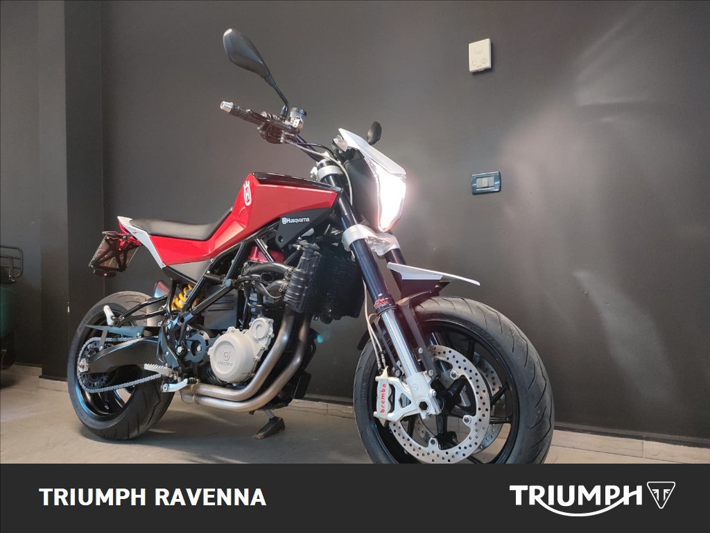 HUSQVARNA 900 Nuda R 