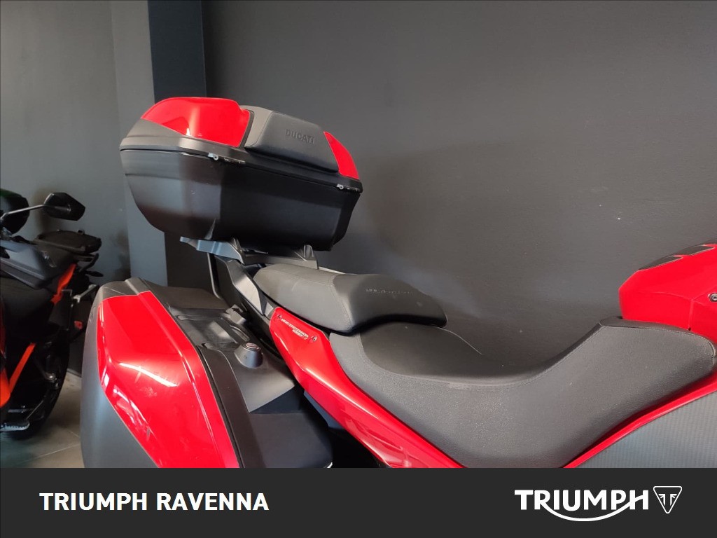 DUCATI Multistrada 1200 S Touring