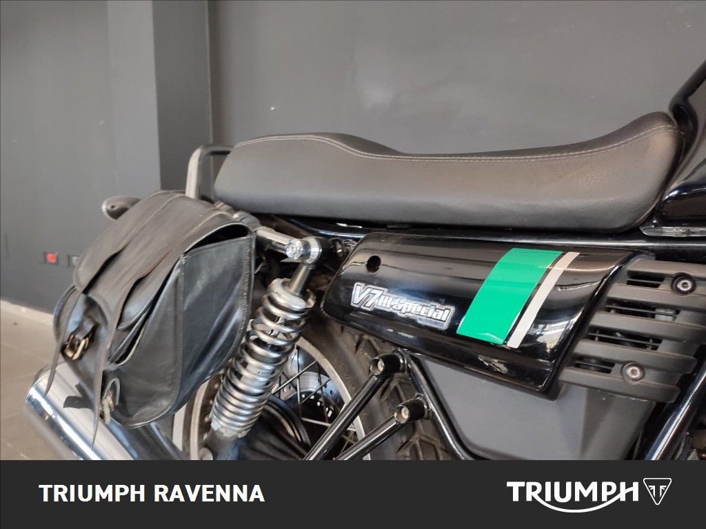 MOTO GUZZI V7 II 750 Special Abs