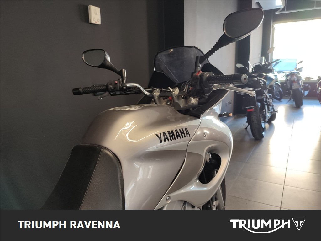 YAMAHA TDM 850 