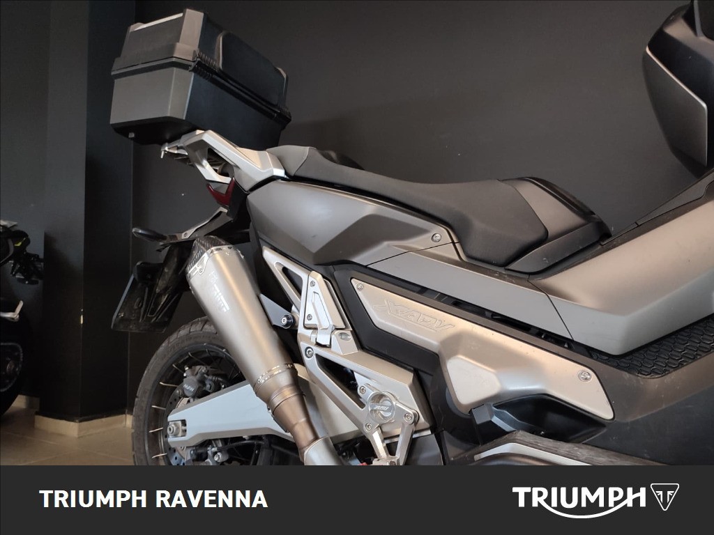 HONDA X-ADV 750 DCT Abs