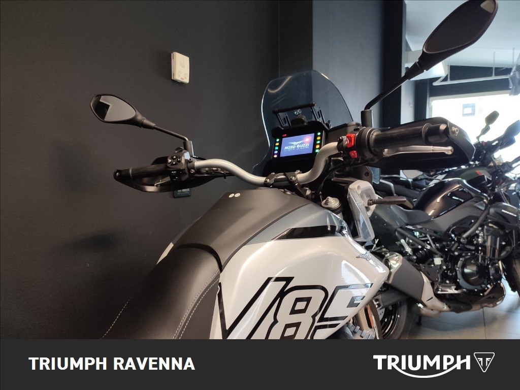 MOTO GUZZI V85 TT Abs