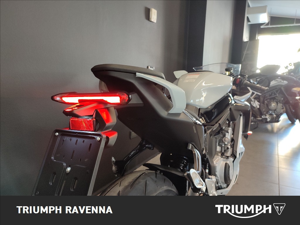 CFMOTO 675 SR R Abs