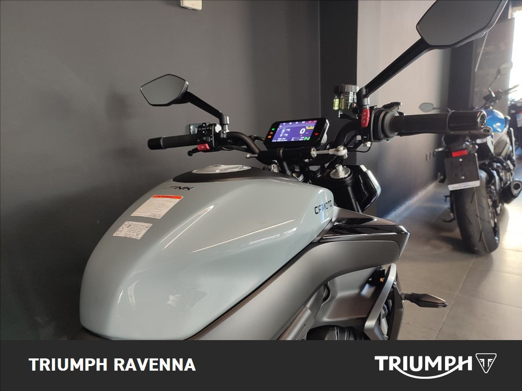 CFMOTO 675 NK Abs