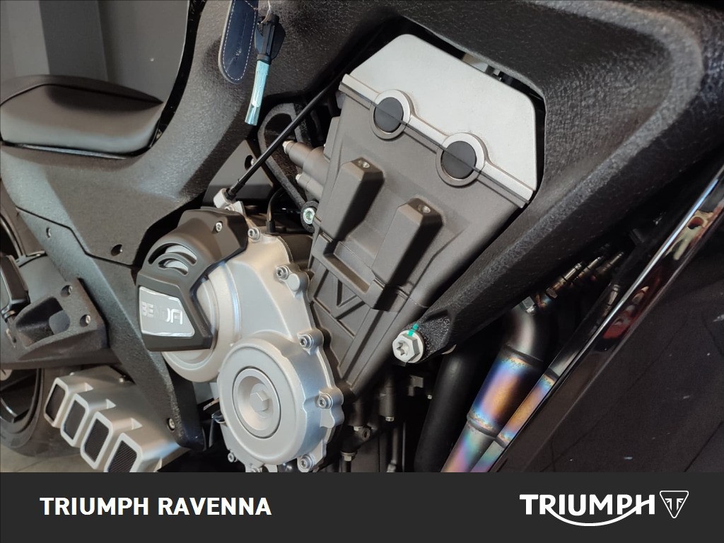 BENDA MOTORCYCLES LFC 700 E5
