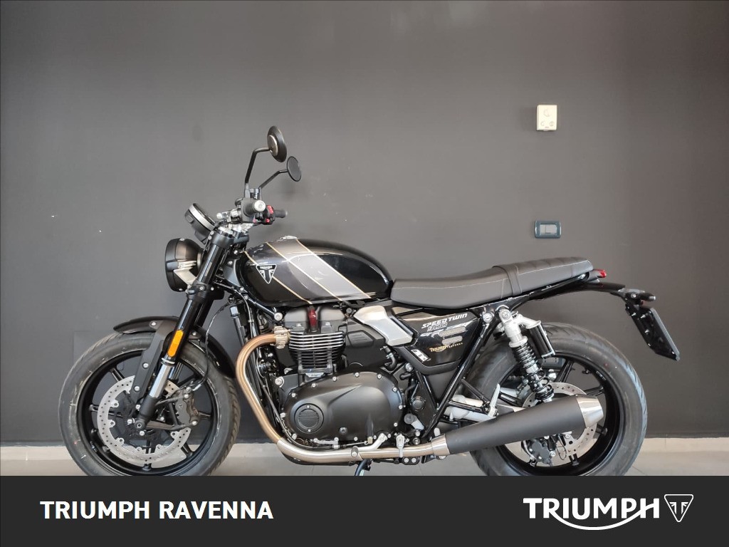 TRIUMPH Speed Twin 900 Phantom Black/Aurum Gold Abs