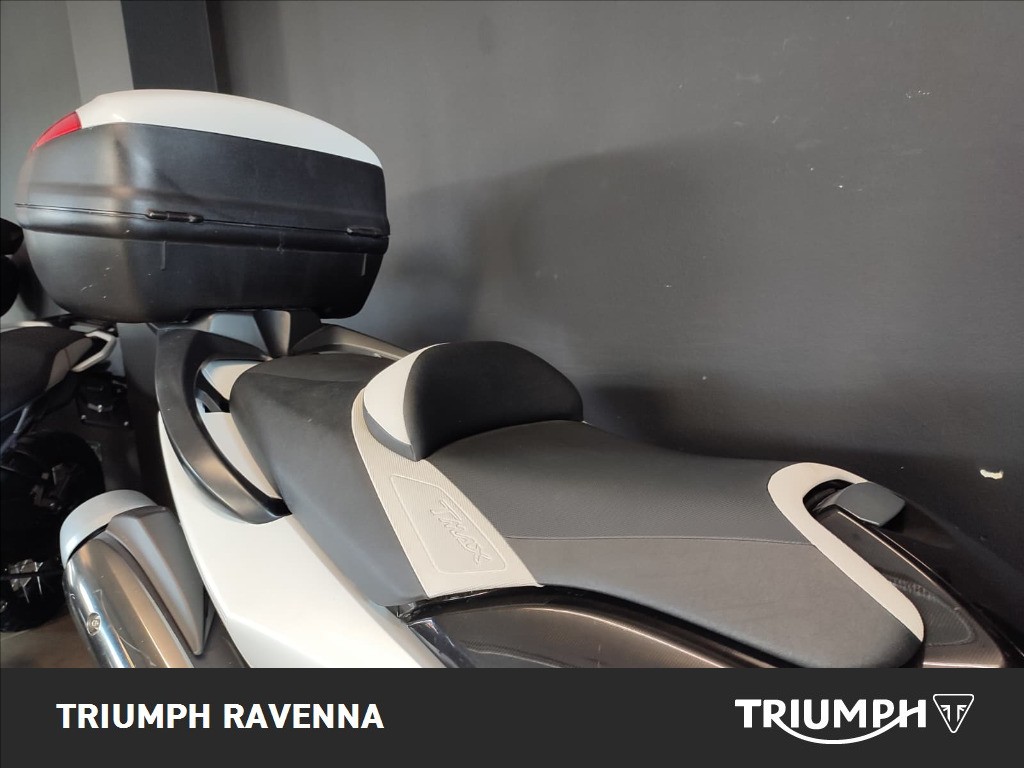 YAMAHA T-Max 500 XPA White Max