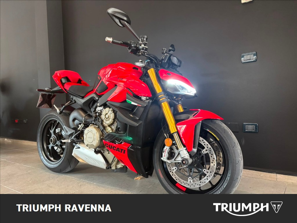 DUCATI Streetfighter V4 1100 S Red
