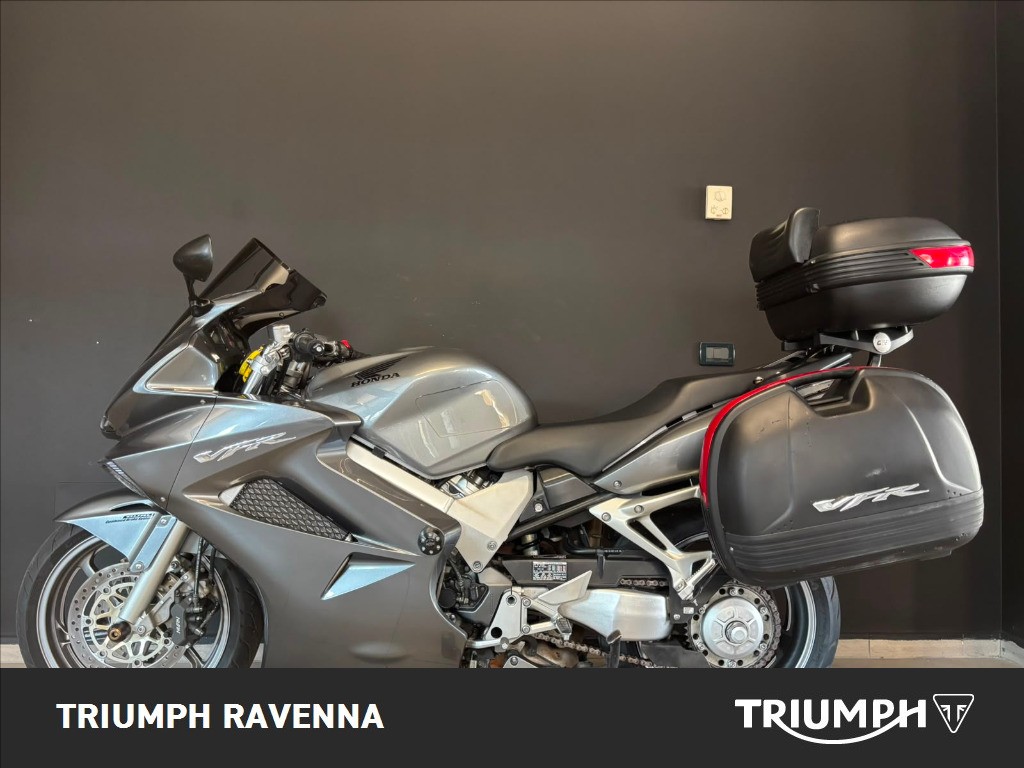 HONDA VFR 800 F v-tec