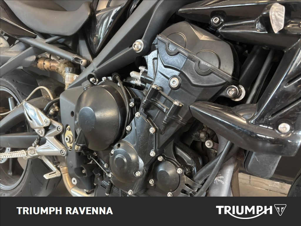 TRIUMPH Street Triple 675 R