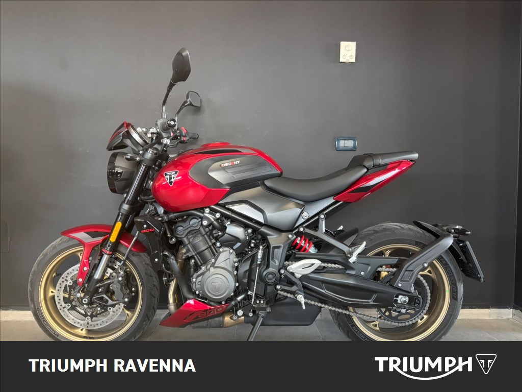 TRIUMPH Trident 800 Carnival Red Abs