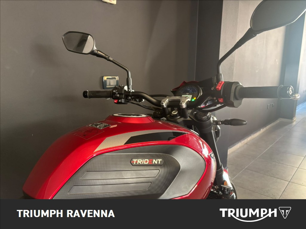 TRIUMPH Trident 800 Carnival Red Abs