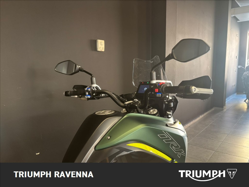 BENELLI TRK 702 X abs