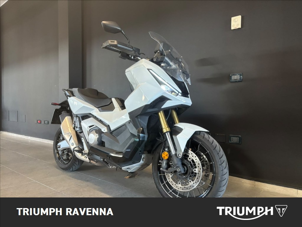 HONDA X-ADV 750 DCT Abs