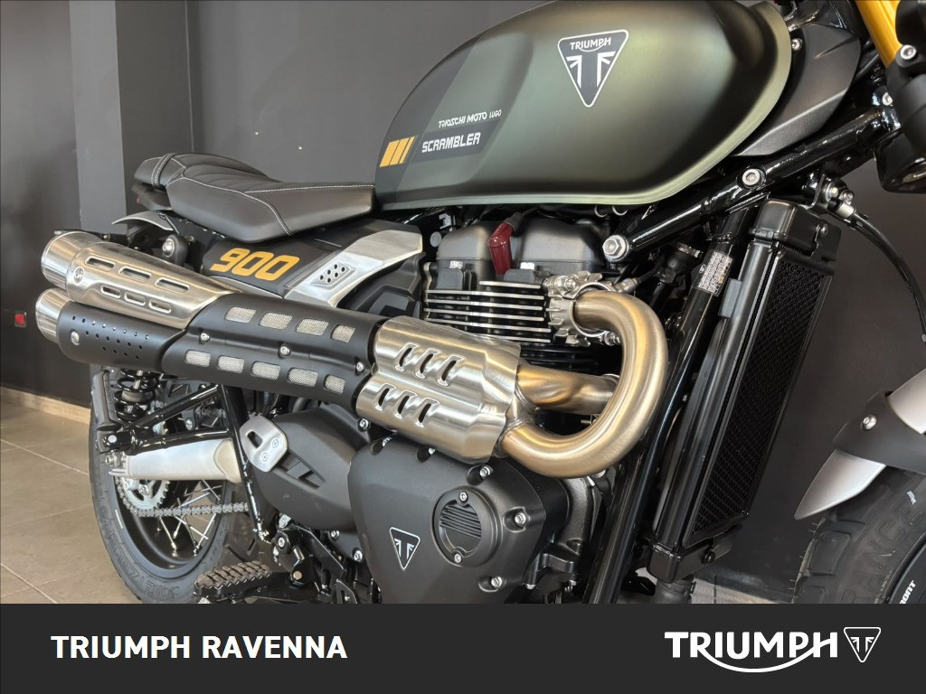 TRIUMPH Scrambler 900 Matt Khaki Green / Matt Phantom Black Abs
