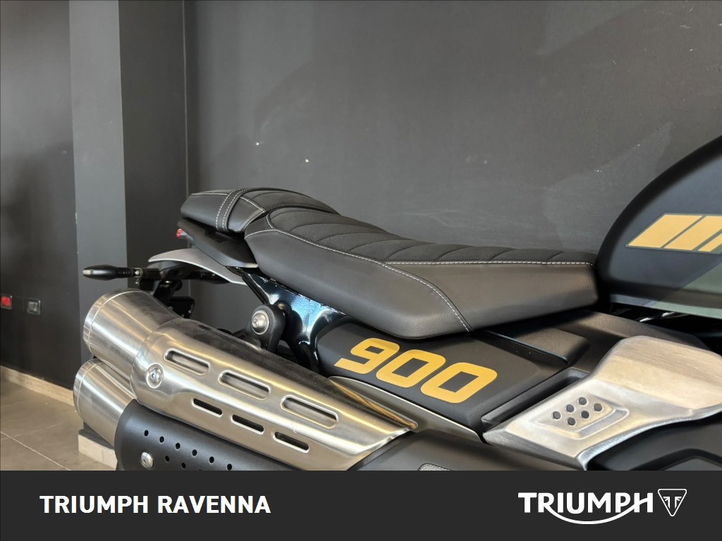 TRIUMPH Scrambler 900 Matt Khaki Green / Matt Phantom Black Abs